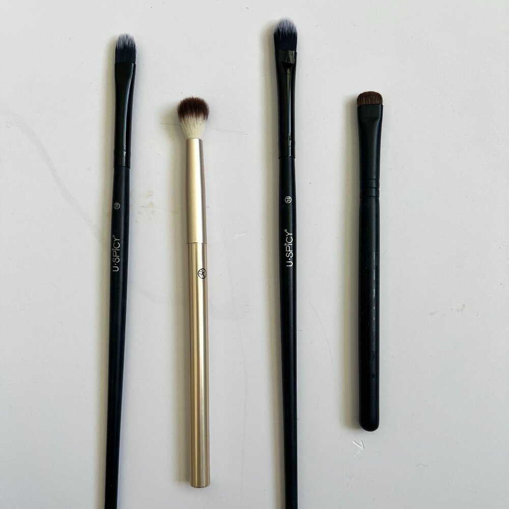Assorted makeup brushes